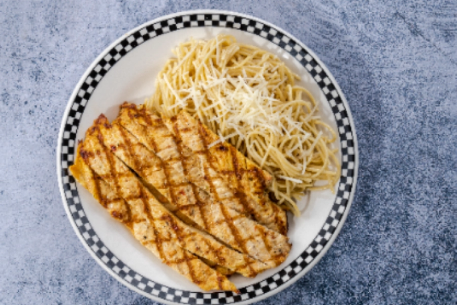 Pasta with Grilled Chicken For Kids