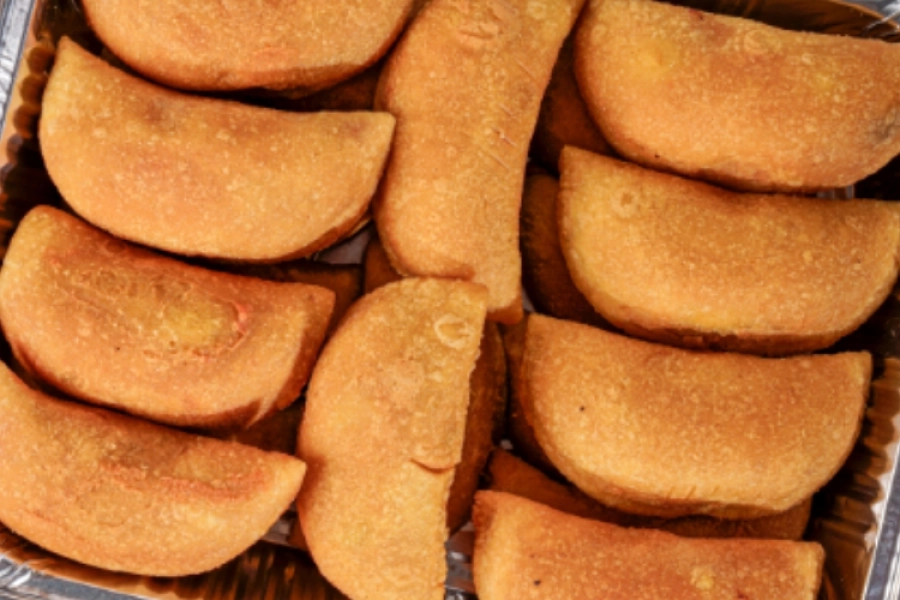 EMPANADAS CARNE CATERING